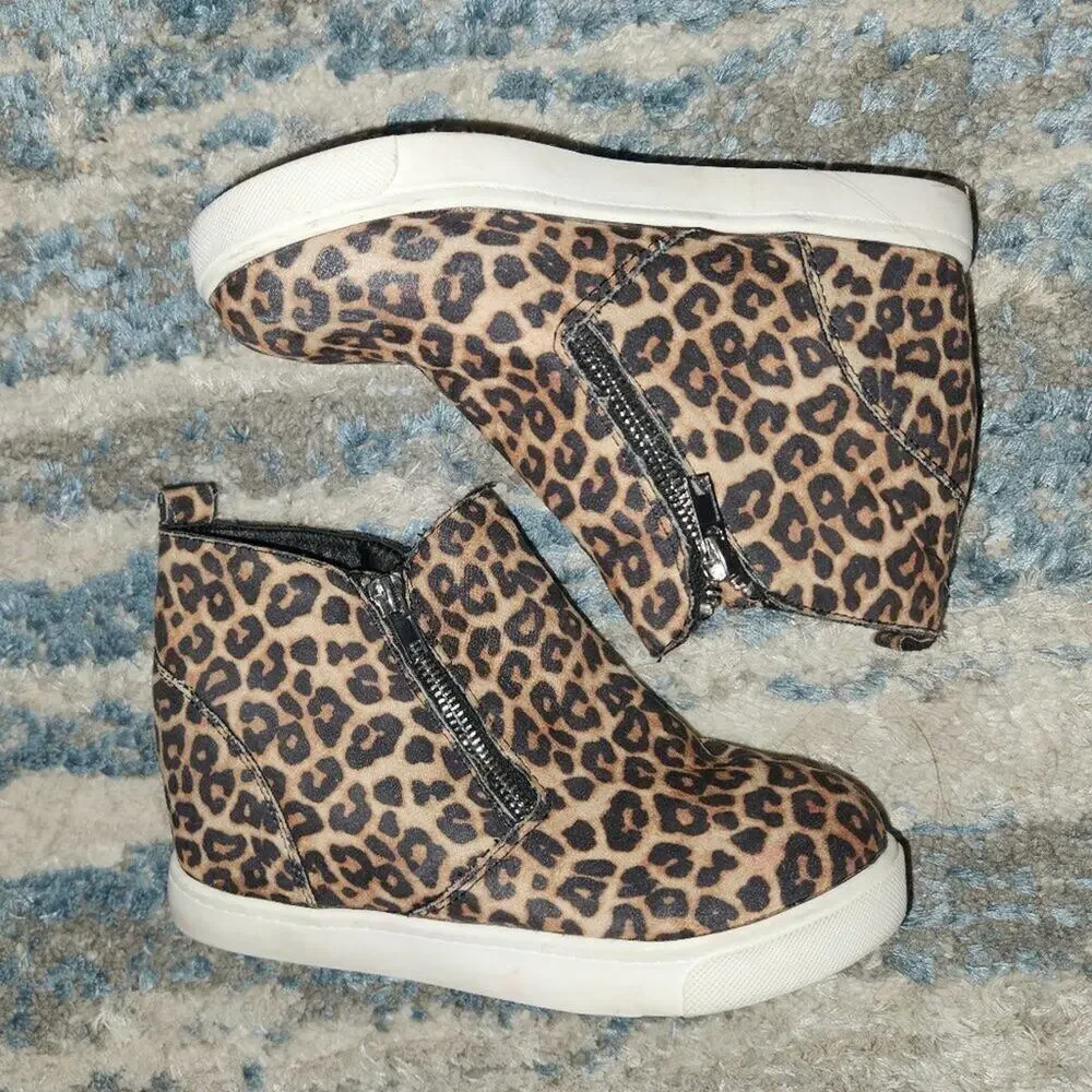 Girl’s Soda Wedges Sz 4.5 EUC
